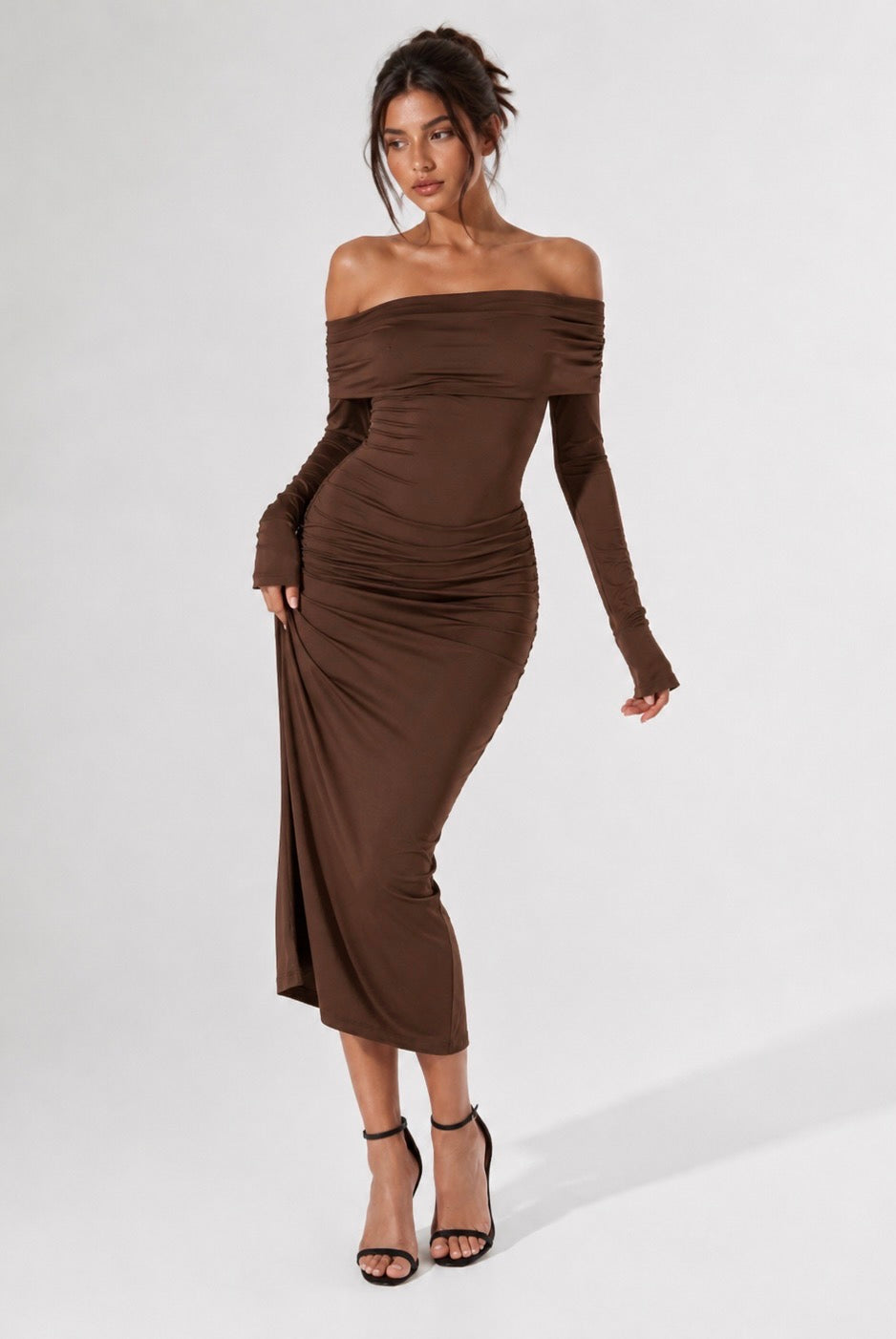 Off-Shoulder Elegance Maxi Dress