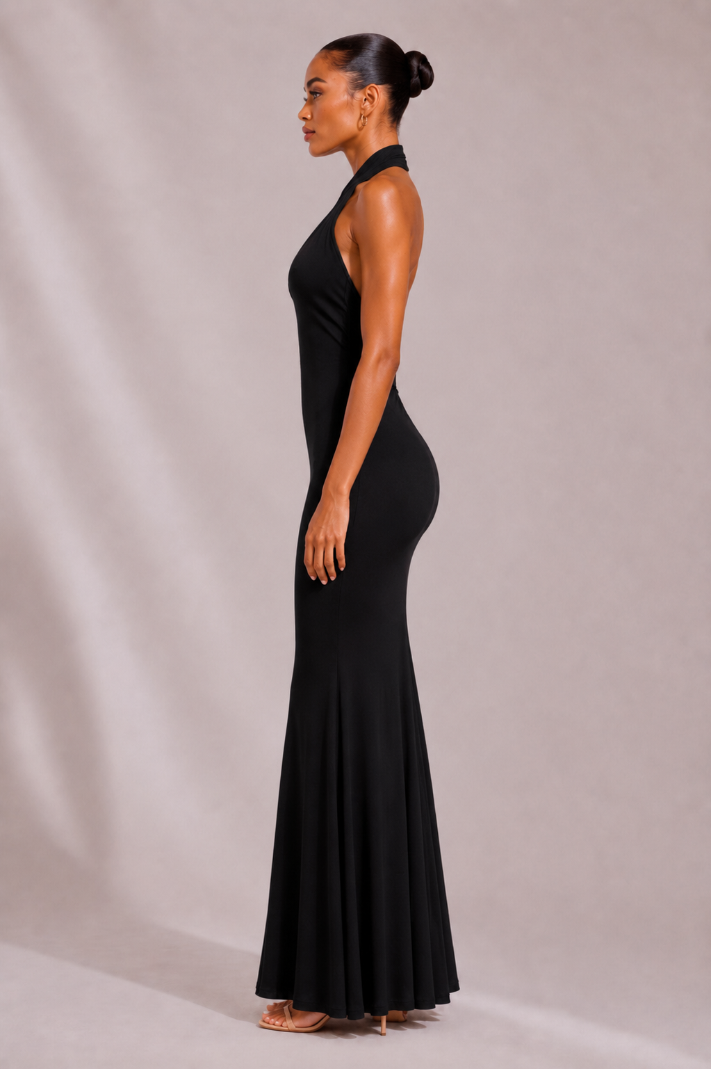 Luxe Halter Sculpt Maxi Dress
